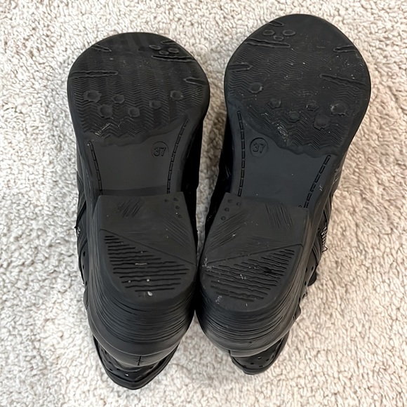 CORKY’S Ankle Boots - Picture 6 of 6